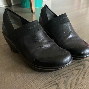 Jambu cali classic women’s size 7